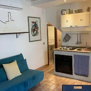 Appartamento Romantico Bilocale In Centro Storico Di, Volterra