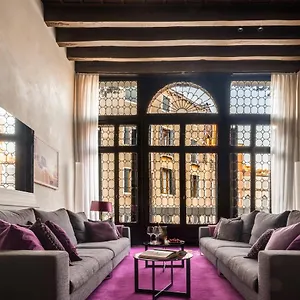 Palazzo Soranzo Noble Floor R&r , Venice Italy